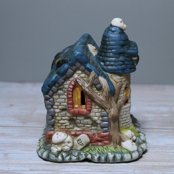 Vintage 3 Pc Set Light-up Illuminated Halloween Village Houses Ceramic 4"-4.5" H - Picture 13 of 15